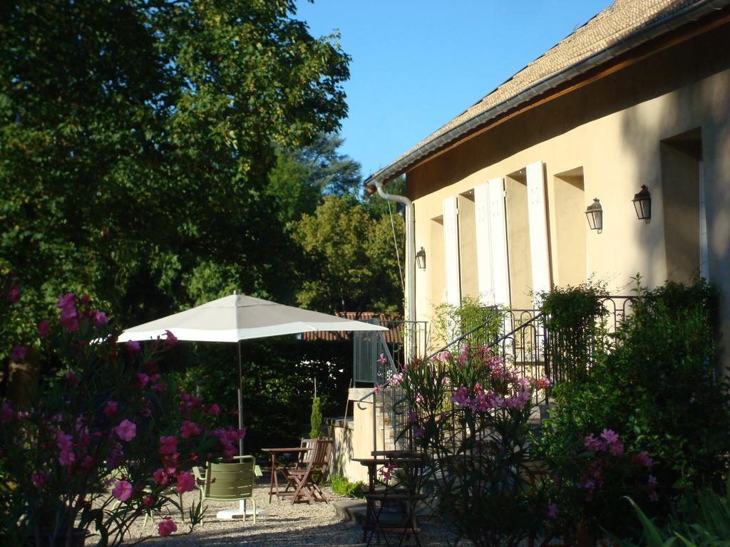 Les Communs Du Manoir Apartment Ecully Room photo